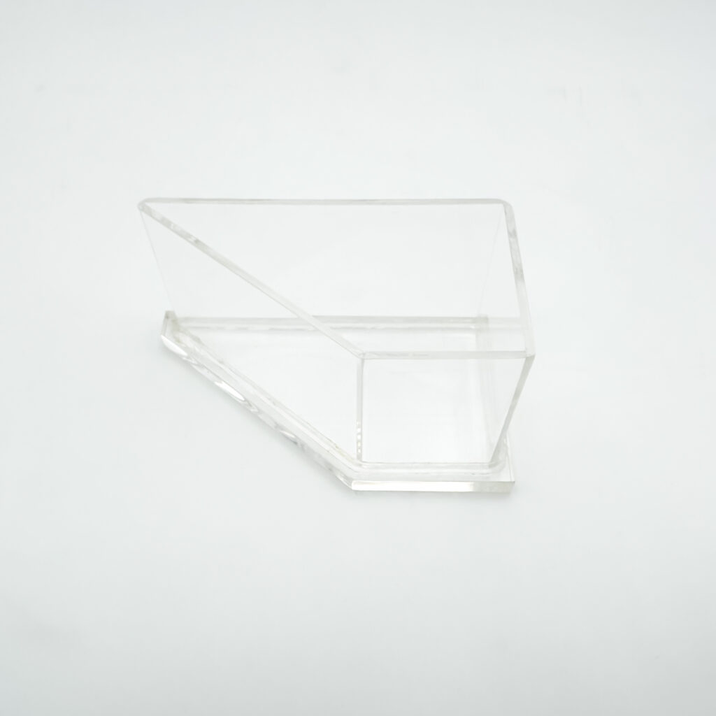 Transparente Hullzelle aus Plexiglas
